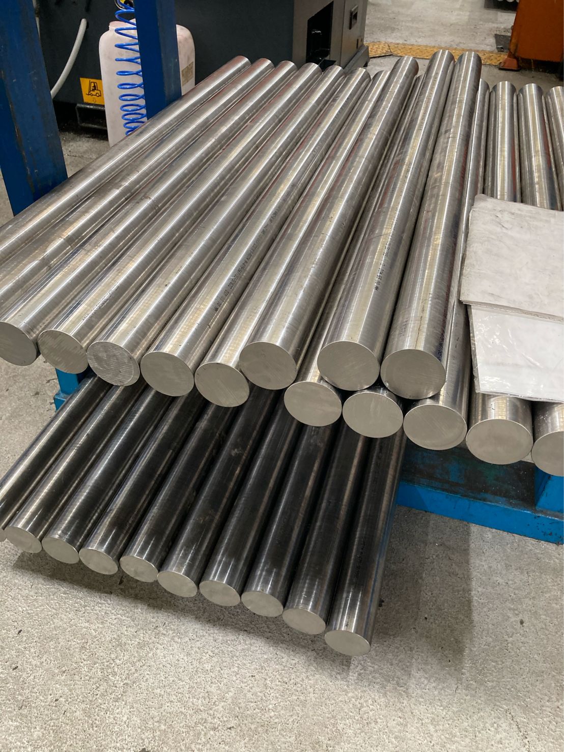 Stainless Steel Bar